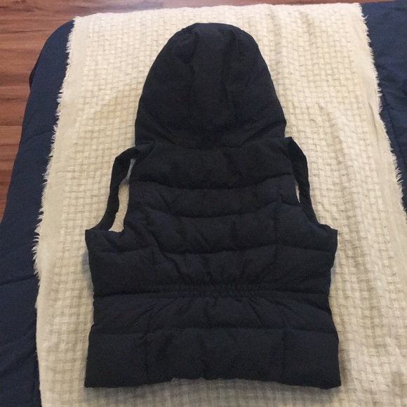 Hollister Sherpa vest, M ✅ - Picture 4 of 7